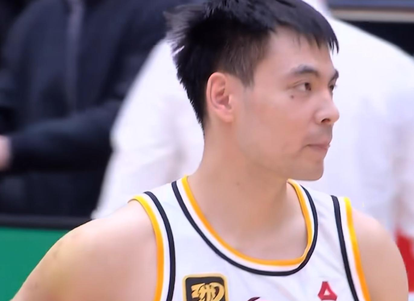 必威体育登录-山西队球员贾明儒更新日常，晒出休赛季训练视频的简单介绍